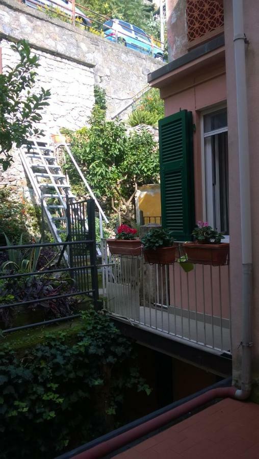 Affittacamere Fiorella Riomaggiore Exteriér fotografie